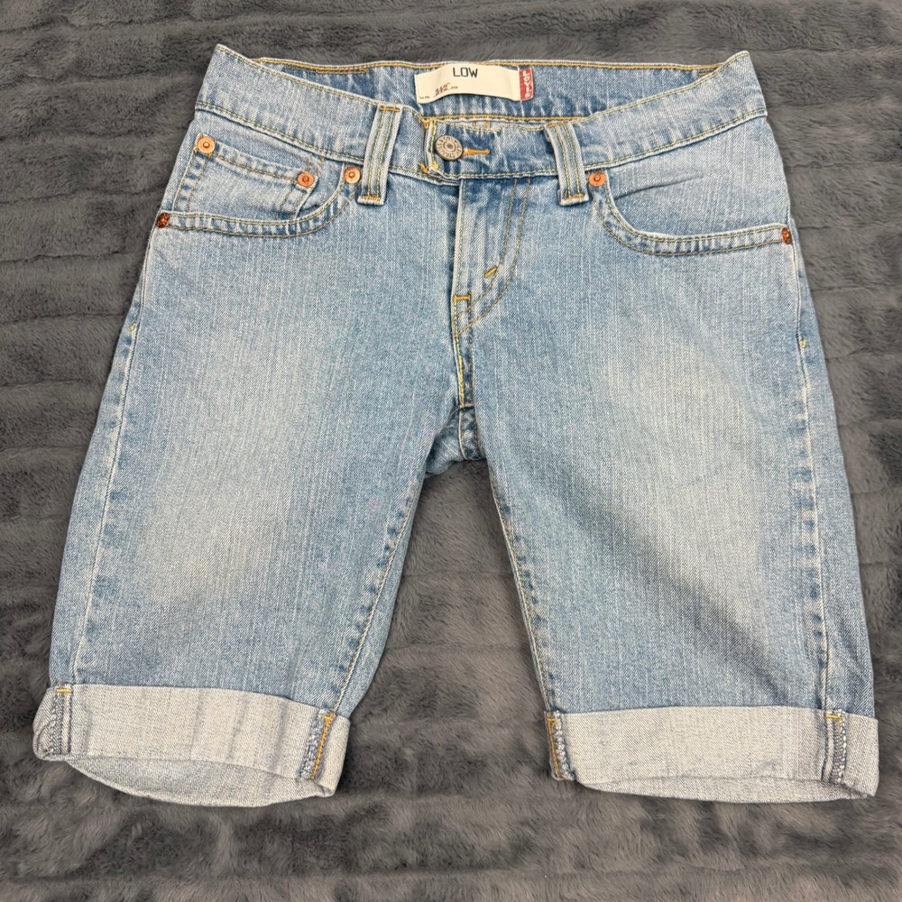 Levis 542 Low Rise Bermuda Shorts Light Wash Cuffed Denim Size 6